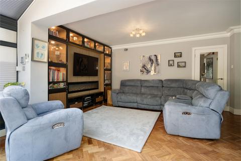 54 Park Road, Kenley, CR8 5AR
