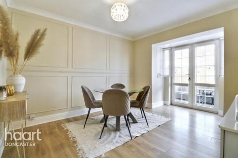 3 bedroom semi-detached house for sale, Milton Road, DONCASTER