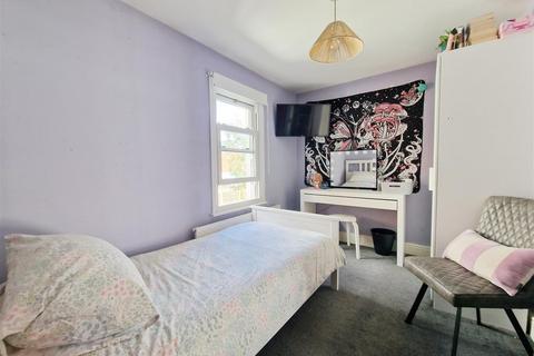 22 Crouch Road, Burnham-on-crouch, CM0 8DX