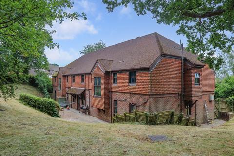 Bishops Lane, Robertsbridge, TN32