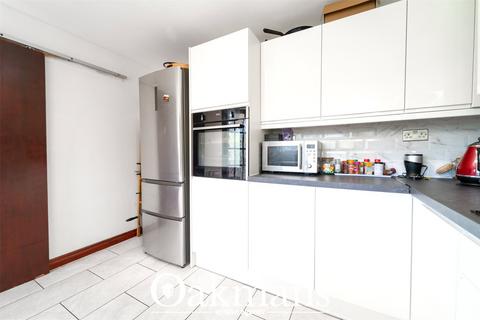 12 Chichester Drive, Quinton, Birmingham, B32 1BP