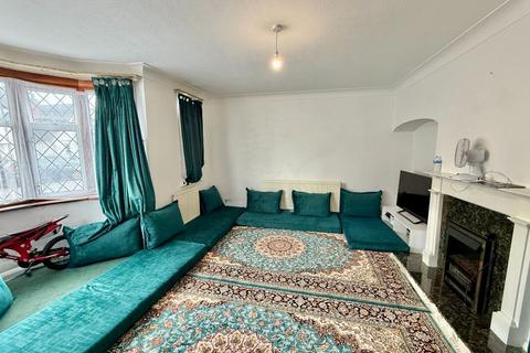 undefined, Wynlie Gardens, Pinner