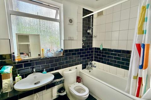 undefined, Wynlie Gardens, Pinner