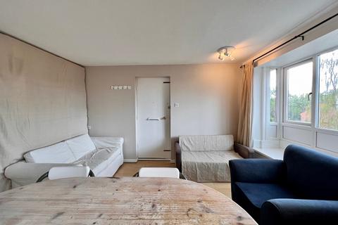 undefined, Tom Price Close, Cheltenham GL52