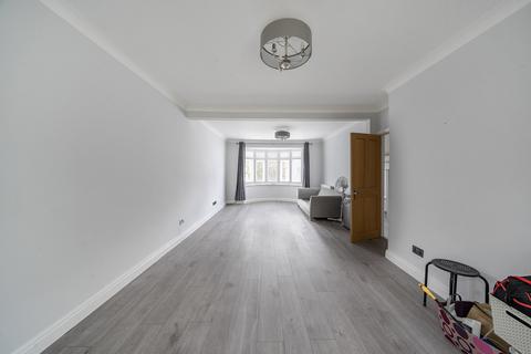 5 bedroom semi-detached house for sale, Welbeck Road, Harrow