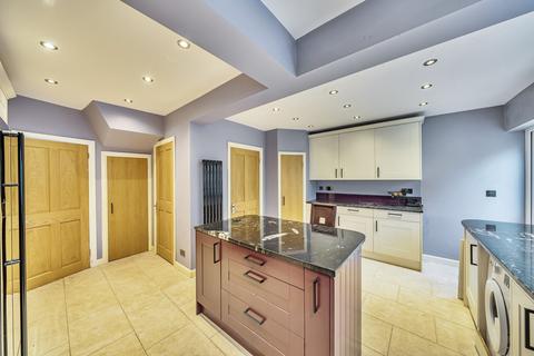 5 bedroom semi-detached house for sale, Welbeck Road, Harrow