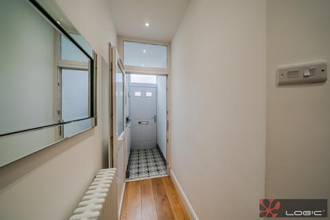 undefined, 1, Liverpool L22