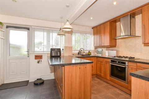 101 Howard Avenue, Bexley, DA5 3BA