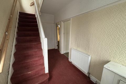 3 bedroom semi-detached house for sale, 1, crosby L23