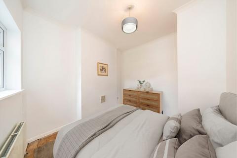 2 bedroom flat for sale, Wellington Gardens, Charlton, London, SE7