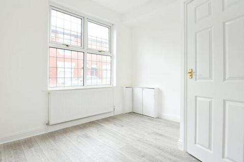 undefined, Parkfield Avenue, Manchester, M14