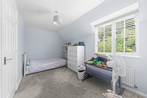 57 Bascombe Grove, Crayford, Dartford, DA1 3RG