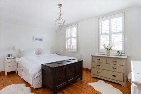 3 bedroom semi-detached house for sale, Weydon Hill Road, Farnham, GU9
