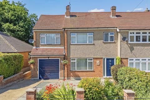 The Gardens, Doddinghurst, CM15