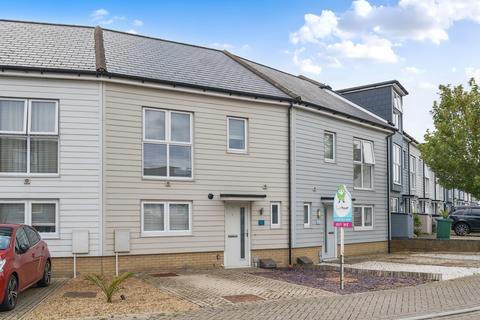 11 Kings Way, Folkestone, CT19 5UX