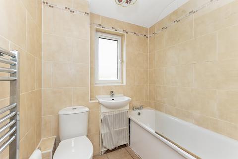 7/1 Northfield Drive, Edinburgh, EH8 7RR