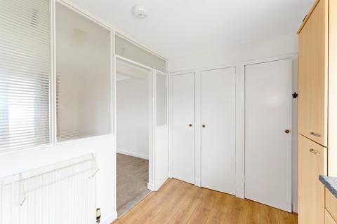 7/1 Northfield Drive, Edinburgh, EH8 7RR