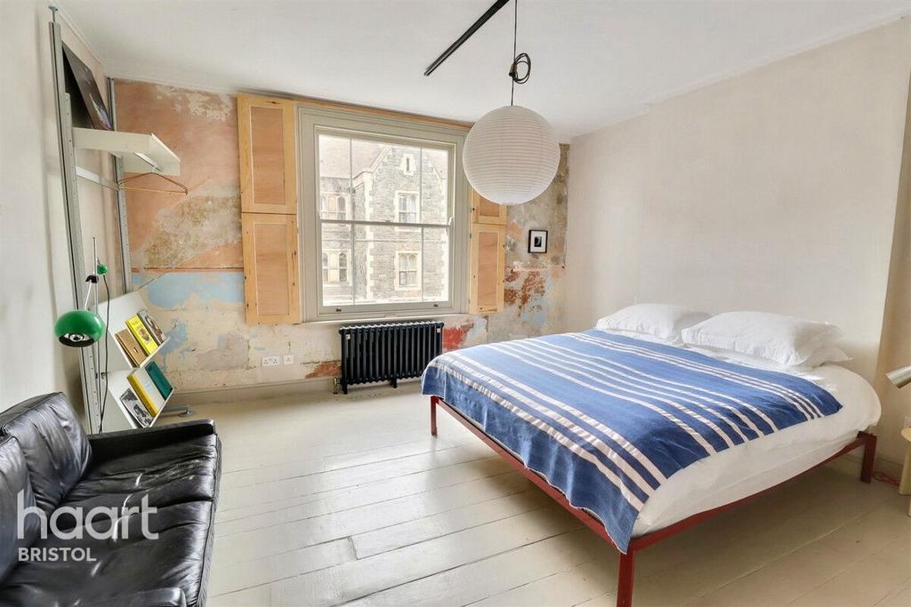 3 bedroom apartment to rent