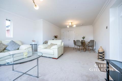 2 bedroom flat to rent, The Avenue, Hatch End, Pinner, HA5