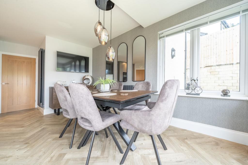 Kitchen diner