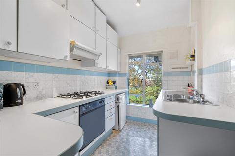 3 bedroom apartment for sale, Lansdowne Court, Lansdowne Road, Wimbledon, SW20
