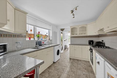 33b Meadow Road, Bromley, BR2 0DX