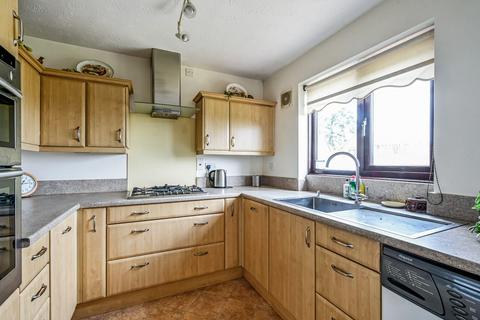 2 bedroom bungalow for sale, Gybbons Road, Rolvenden, Cranbrook, Kent, TN17