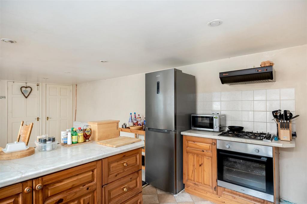 4 Fishers Lane, Charlbury-5.jpg