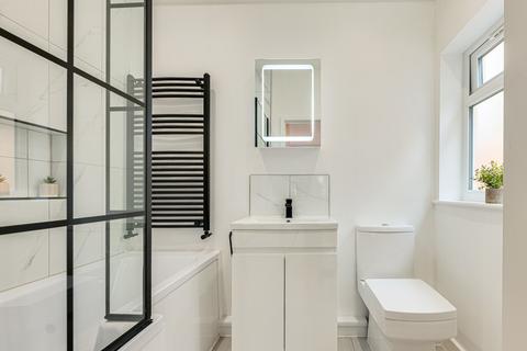 undefined, Pall Mall, Leigh-on-sea, SS9