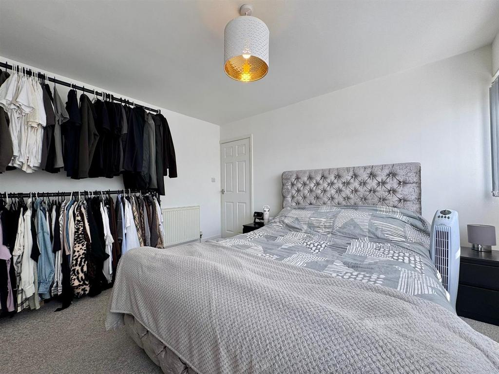 Bed 1 (1).jpg