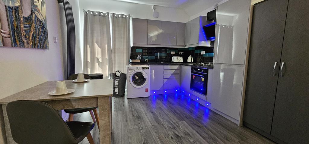 1 bedroom Studio for rent