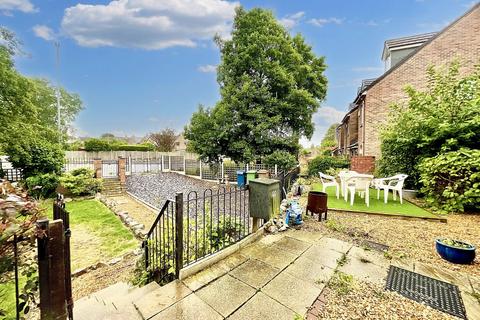 undefined, Beacon Rise, Stone, ST15