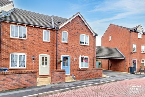 3 bedroom end of terrace house for sale, Williams Avenue, Lichfield WS13