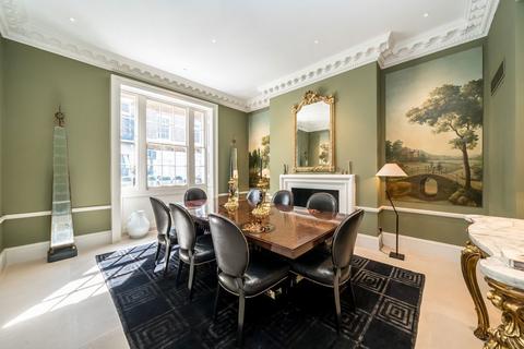undefined, Chesterfield Street, London W1J