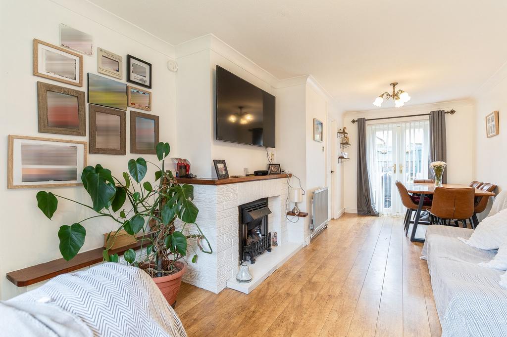 Living/Dining room