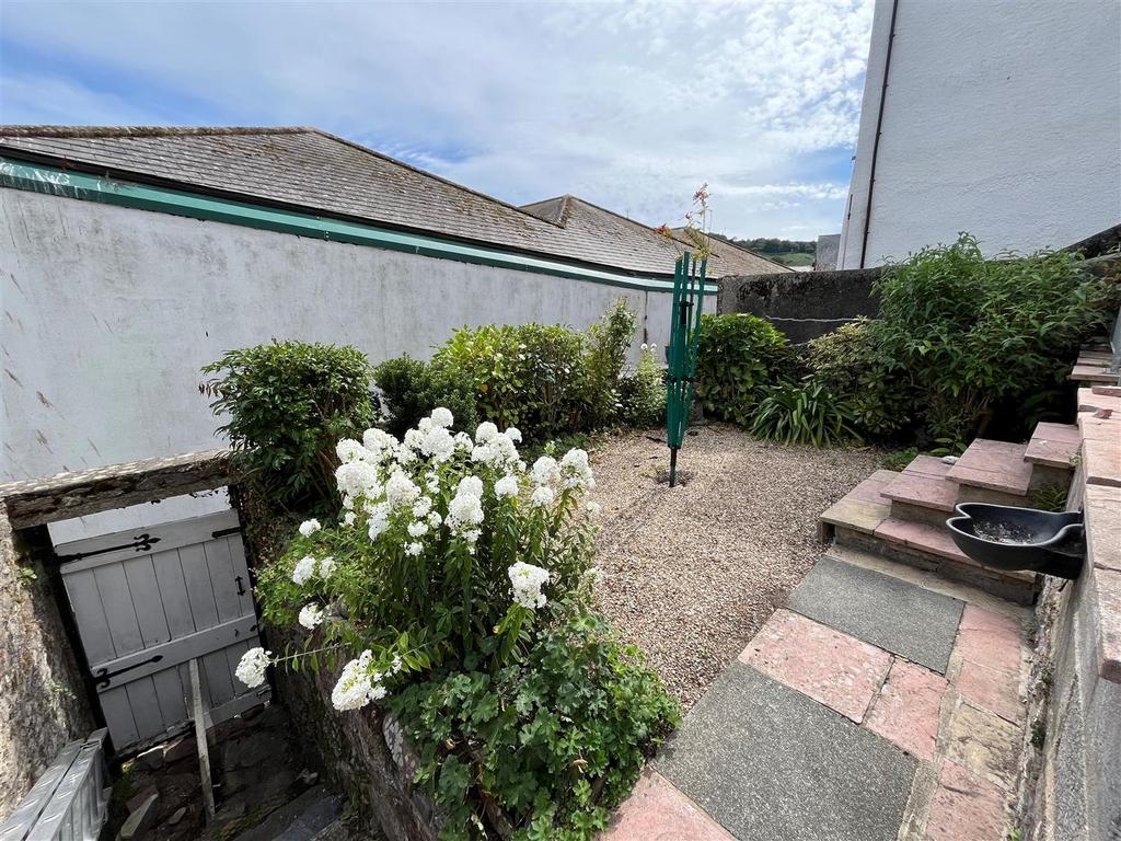 Courtyard Garden.jpg