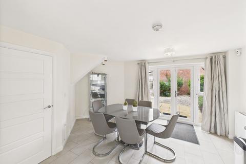 3 bedroom detached house for sale, Swallows Close, Bromsgrove, B61