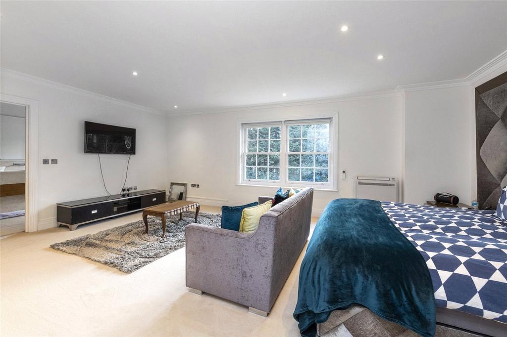 Principal Bedroom