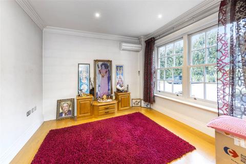 6 bedroom detached house for sale, Eastcott Close, Kingston Hill