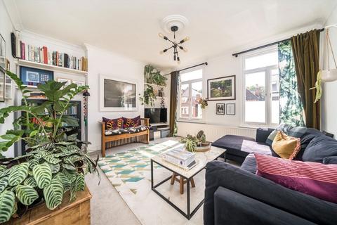 2 bedroom flat for sale, Devonshire Road, London SE23