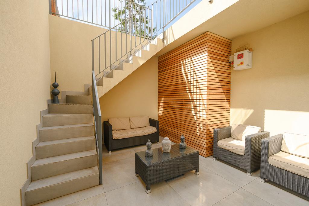 6 Samara Place-11