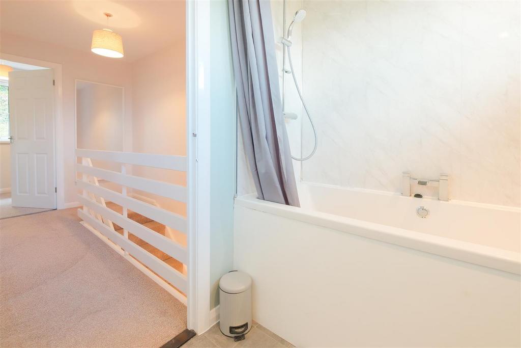 Hewitt Close 19.jpg