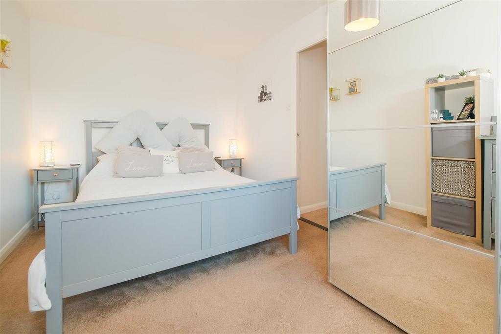 Hewitt Close 20.jpg