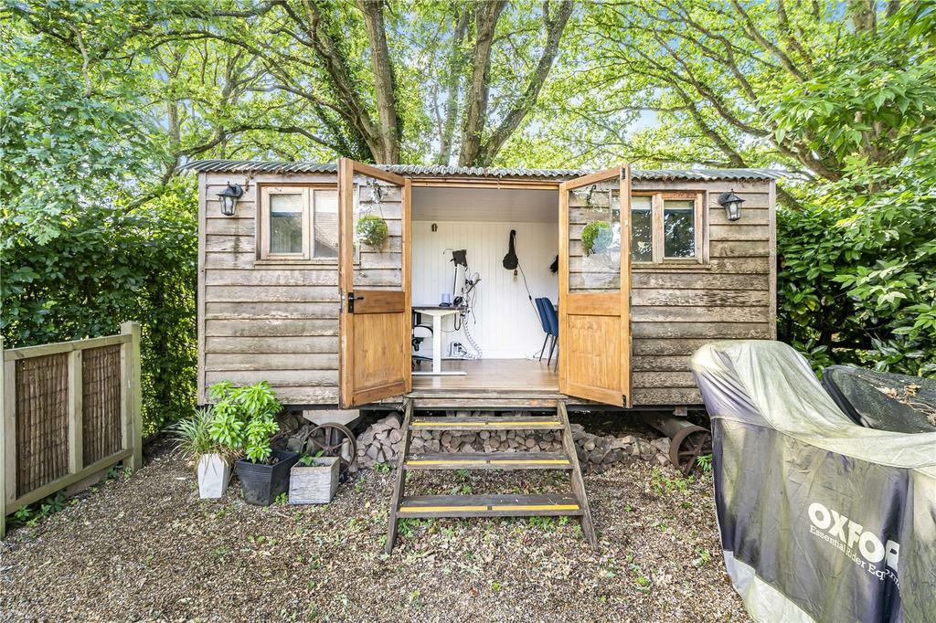 Shepherd's Hut