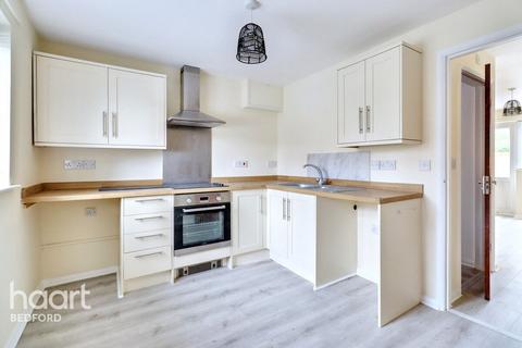 2 bedroom semi-detached house to rent, High Street, Harrold