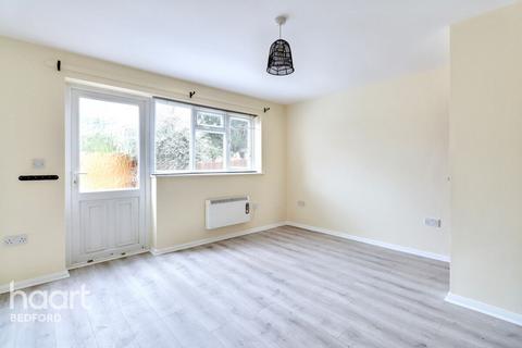 2 bedroom semi-detached house to rent, High Street, Harrold