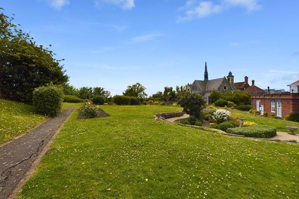 Cam01085 g0 pr0390 still028