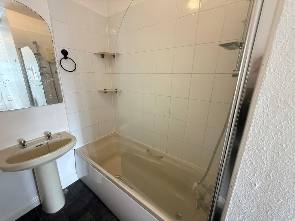 Bathroom 3