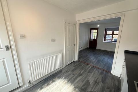 undefined, Long Row, Newark