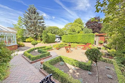 4 bedroom detached house for sale, The Cottage, Off Cold Bath Road, Harrogate